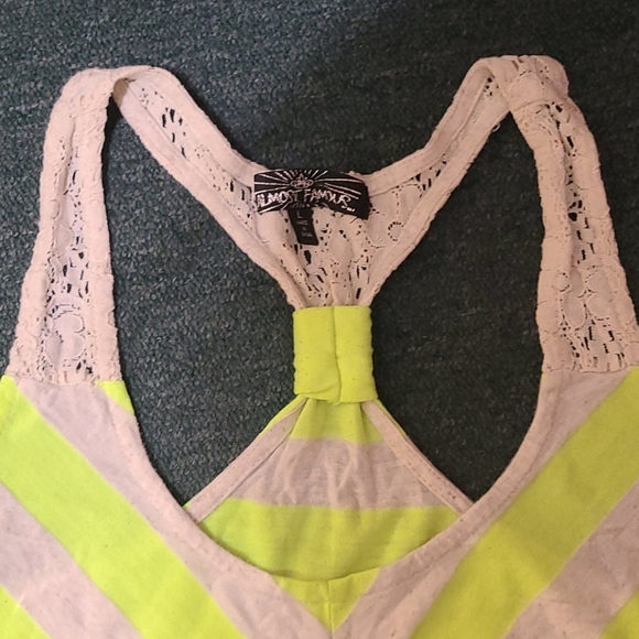 Tank top - Picture 2 of 3